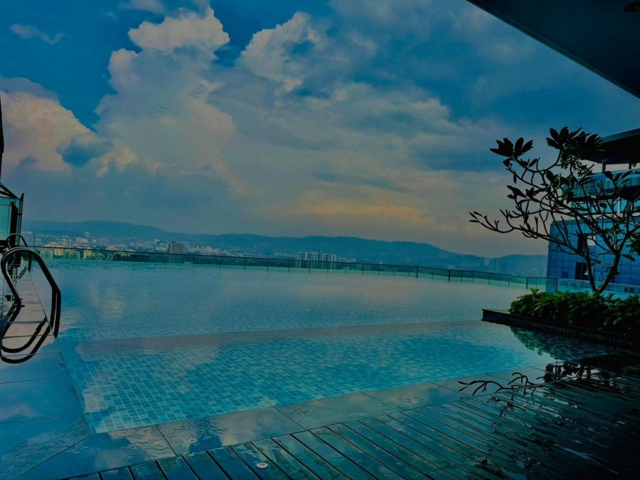 Crown Suites The Manor Klcc Kuala Lumpur City Center المظهر الخارجي الصورة